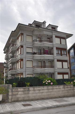Duplex céntrico en Noja con acceso a spa relax. Exterior foto